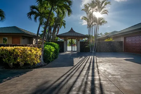 68-135 Pukaua Place Kamuela HI 96743