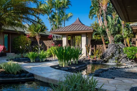 68-135 Pukaua Place Kamuela HI 96743