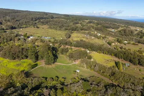 44-3261 Hoo Kahua Road Honokaa HI 96727