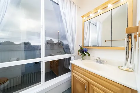 64-1061 Mamalahoa Highway Kamuela HI 96743