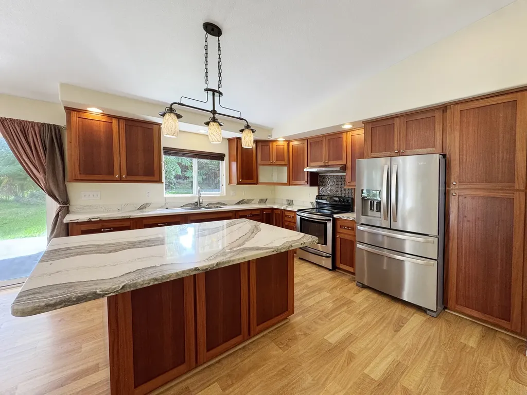 11-3225 Anuhea Street Volcano HI 96785