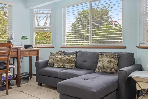 15-1948 12th Avenue Keaau HI 96749