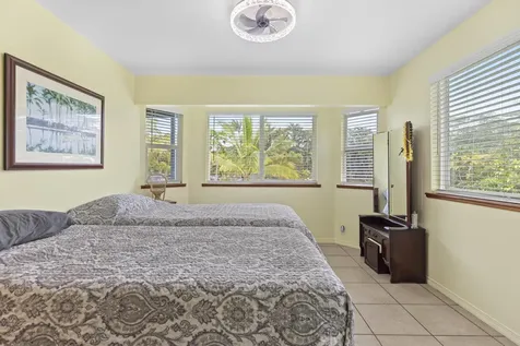 15-1948 12th Avenue Keaau HI 96749