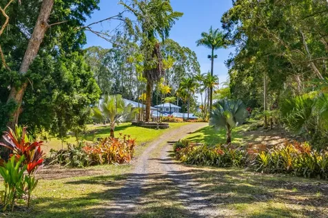 29-655 Chin Chuck Road Hakalau HI 96710