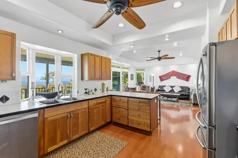 29-655 Chin Chuck Road Hakalau HI 96710