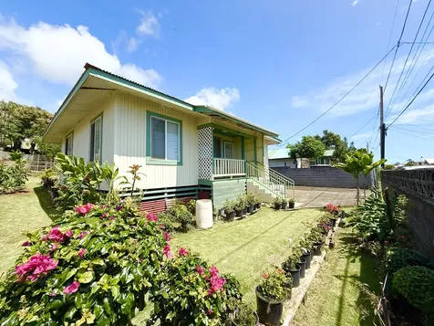 95-5576 Lokelani Street Naalehu HI 96772