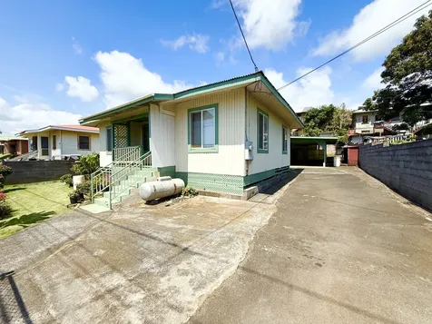 95-5576 Lokelani Street Naalehu HI 96772