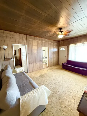 95-5576 Lokelani Street Naalehu HI 96772