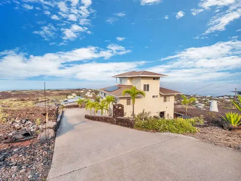 88-1968 Milolii Road Captain Cook HI 96704