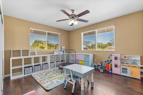 15-1701 17th Avenue Keaau HI 96749