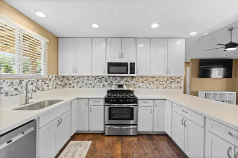 15-1701 17th Avenue Keaau HI 96749