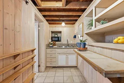 235 Kaiulani Street Hilo HI 96720