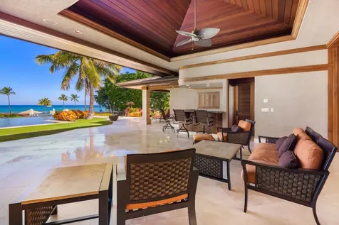 68-1144 Pauoa Way Kamuela HI 96743