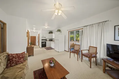 1808 Waianuenue Avenue Hilo HI 96720