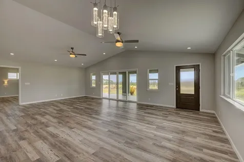 16-384 Ainaloa Boulevard Kurtistown HI 96760