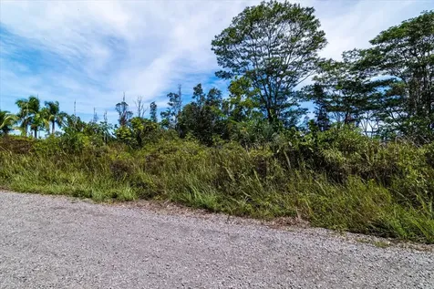 2ND Avenue Keaau HI 96749