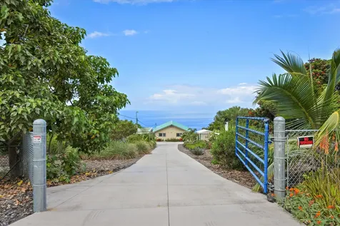 88-1567 Awapuhi Avenue Captain Cook HI 96704