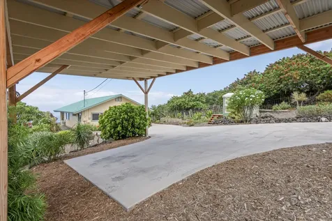 88-1567 Awapuhi Avenue Captain Cook HI 96704