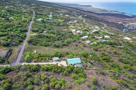 88-1567 Awapuhi Avenue Captain Cook HI 96704