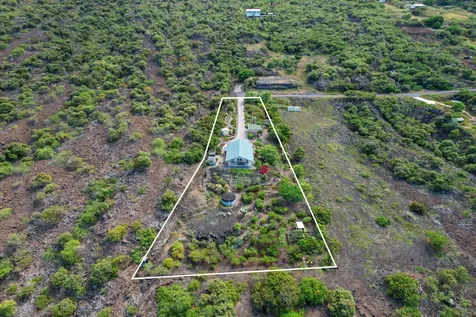 88-1567 Awapuhi Avenue Captain Cook HI 96704