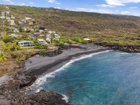 Road H Captain Cook HI 96704