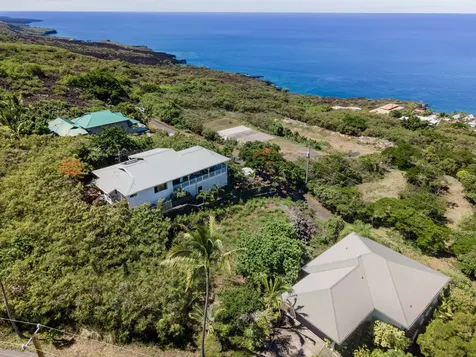 Road H Captain Cook HI 96704