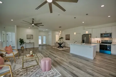 15-1951 29th Avenue Keaau HI 96749