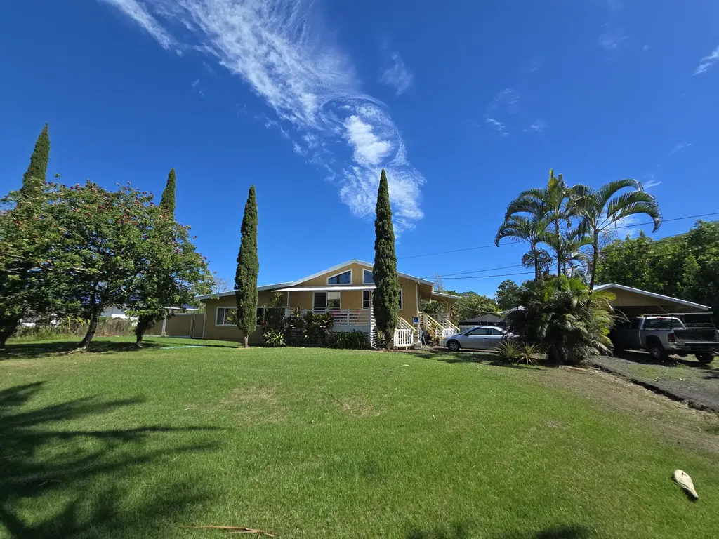 15-1945 8th Avenue Keaau HI 96749