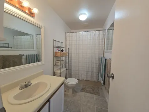 15-1945 8th Avenue Keaau HI 96749