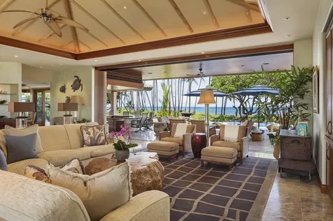 68-1015 Pauoa Way Kamuela HI 96743