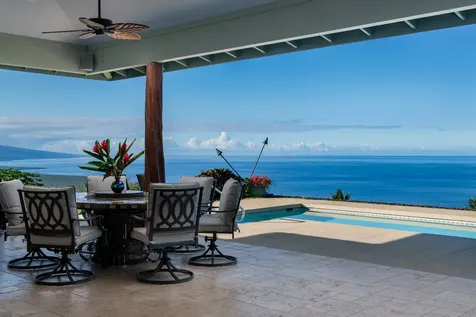 81-853 Makahiki Lane Captain Cook HI 96704