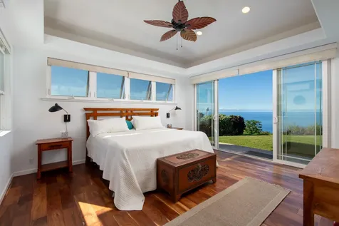 81-853 Makahiki Lane Captain Cook HI 96704