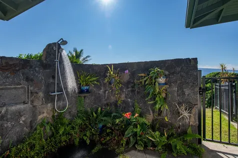 81-853 Makahiki Lane Captain Cook HI 96704