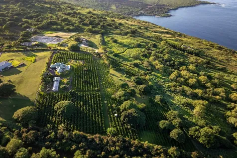 81-853 Makahiki Lane Captain Cook HI 96704