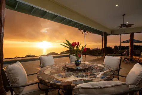 81-853 Makahiki Lane Captain Cook HI 96704