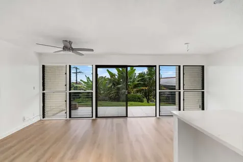 79-7199 Mamalahoa Highway Holualoa HI 96725