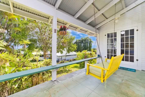 1706 Waianuenue Avenue Hilo HI 96720