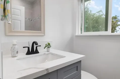 18-4134 Holana Street Volcano HI 96785