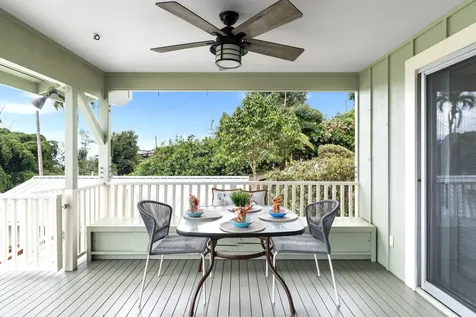 75-5256-A Mamalahoa Highway Holualoa HI 96740