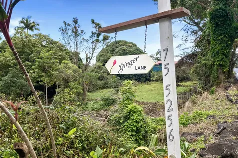 75-5256-A Mamalahoa Highway Holualoa HI 96740