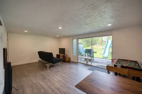 15-1768 26th Avenue Keaau HI 96749