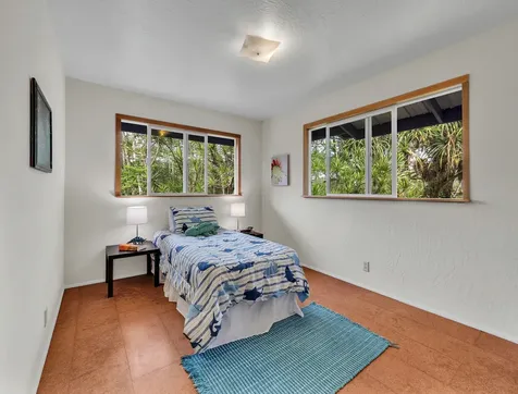 15-1746 11th Avenue Keaau HI 96749