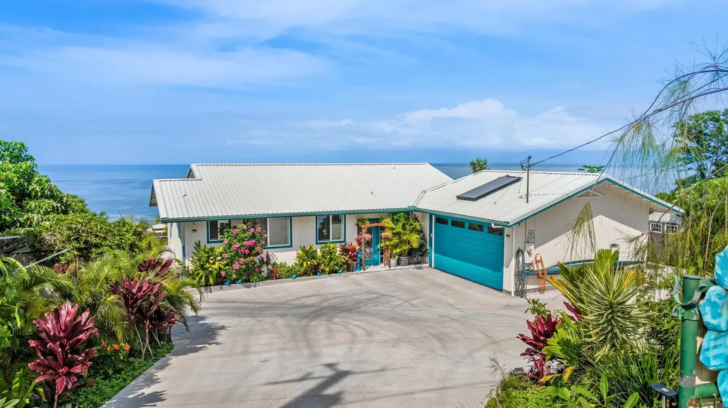 88-1531 Awapuhi Avenue Captain Cook HI 96704