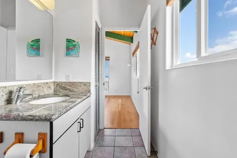 88-1506 Ewalu Avenue Captain Cook HI 96704