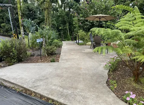 289 Wainaku Street Hilo HI 96720