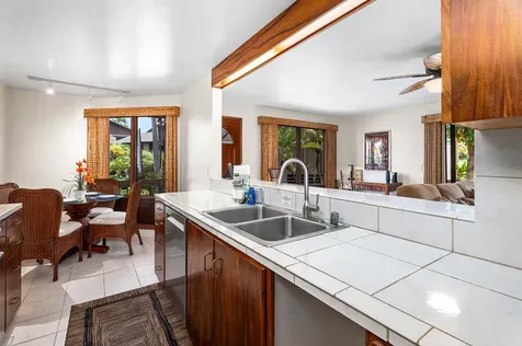 78-261 Manukai Street Kailua-kona HI 96740