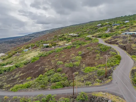 88-1516 Pikake Avenue Captain Cook HI 96704