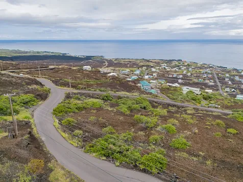 88-1516 Pikake Avenue Captain Cook HI 96704