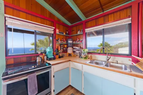 88-1544 Pikake Avenue Captain Cook HI 96704