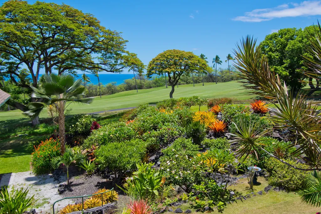 78-7030 Alii Drive Kailua-kona HI 96740
